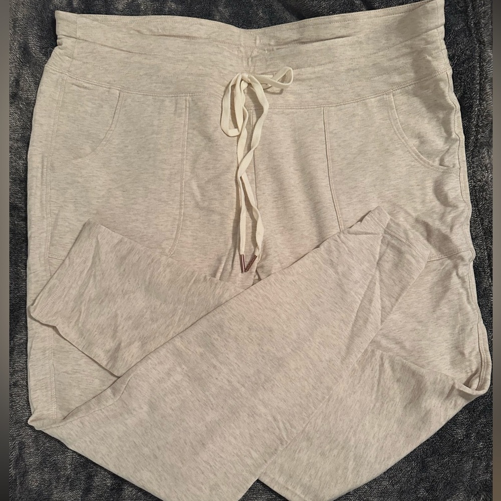 NWOT CALIA joggers by Carrie Underwood.  Size 1X